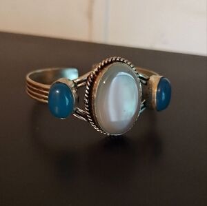 Vintage Silver and Blue Stone Bracelet